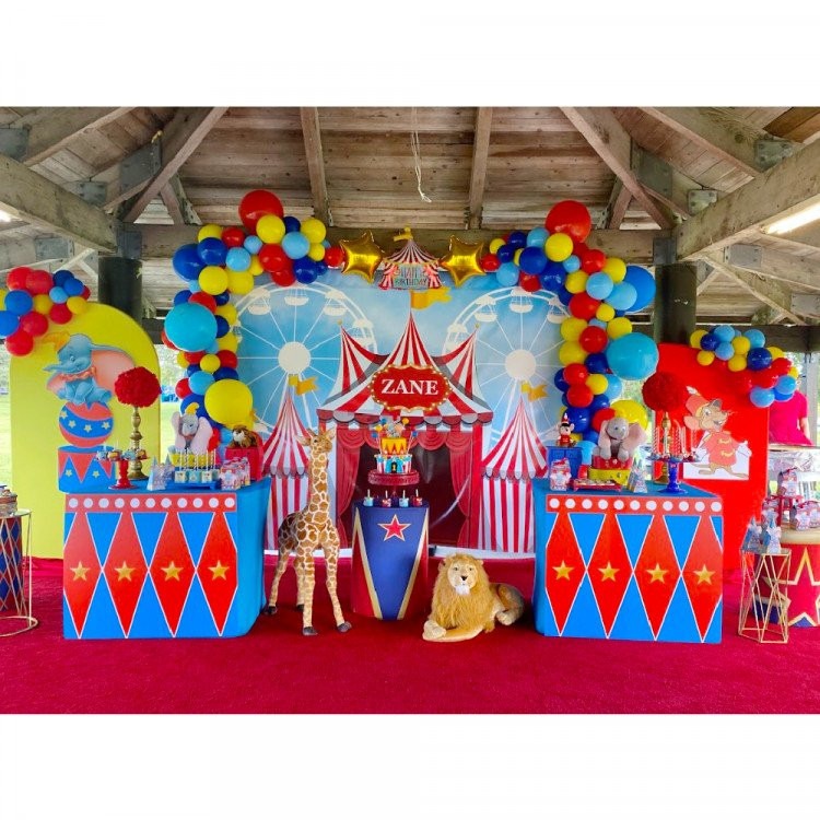 Shop by Theme Circus