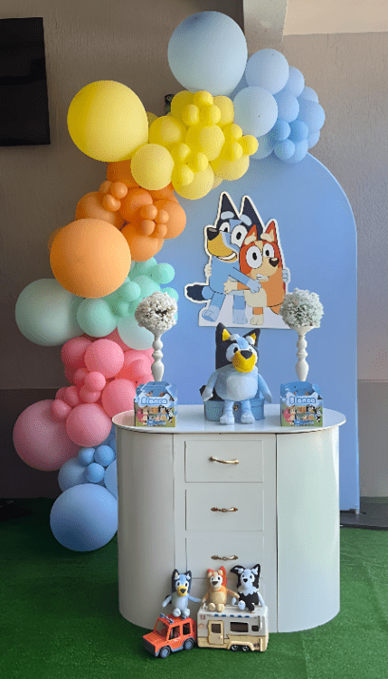 Small Modern Decor Package Bluey C Small Modern Decor Package Bluey C