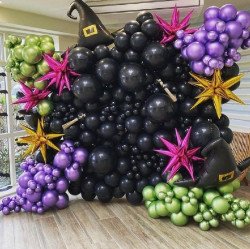Halloween Balloon Wall 2