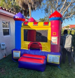 Imagen20de20WhatsApp202025 01 0420a20las2009.35.06 41b05f64 1 Tiny Castle Moonwalk Bounce House