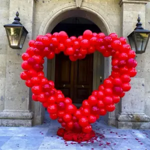 heart balloon arch broward