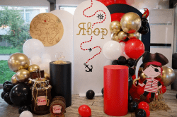 Modern Decor Package #3 Pirates